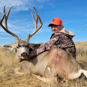 5 day Trophy Mule deer hunt